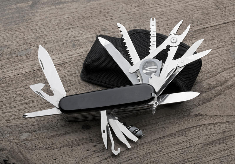 Multitool Swiss Army Knife